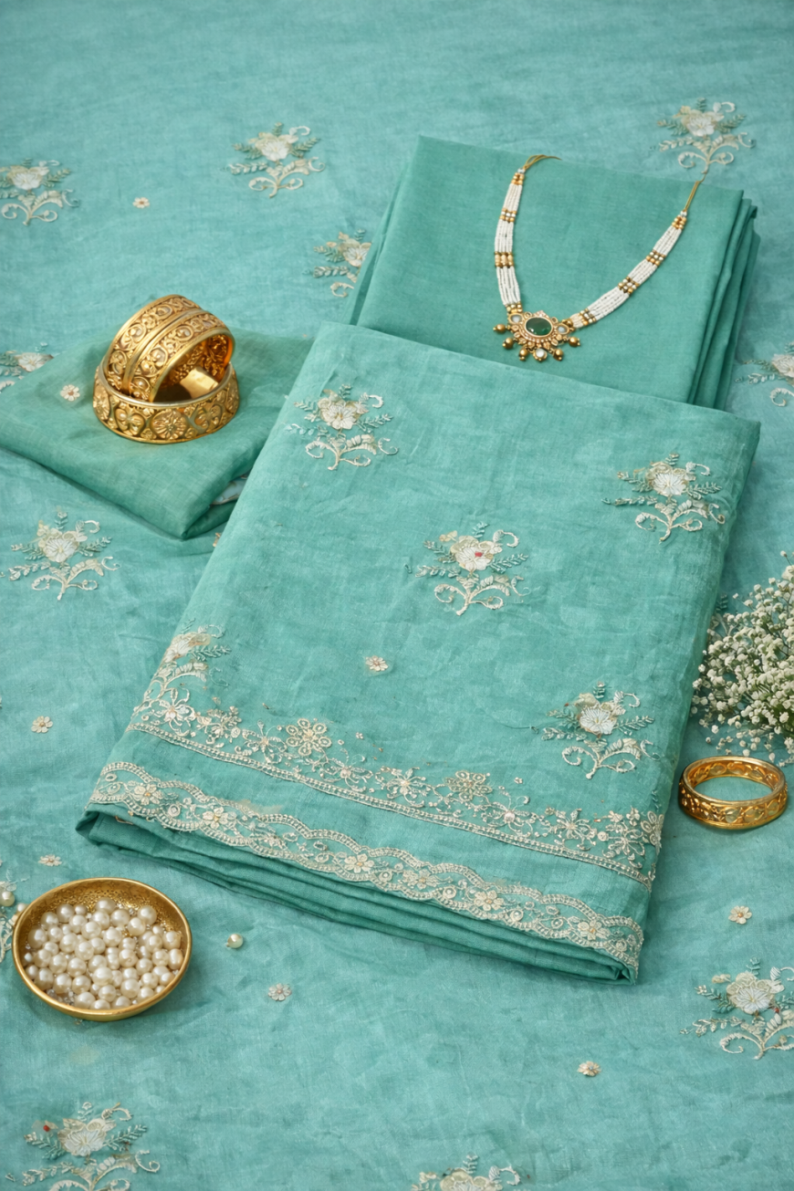 Glass Orgenza Seafoam Serenity Hand-Embroidered Set